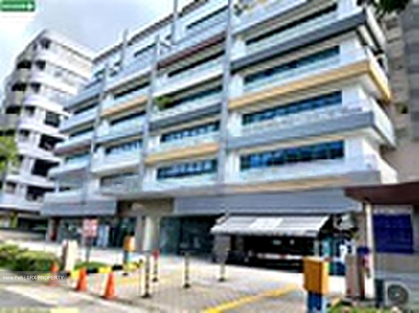 Redhill Forum (D3), Factory #591784731